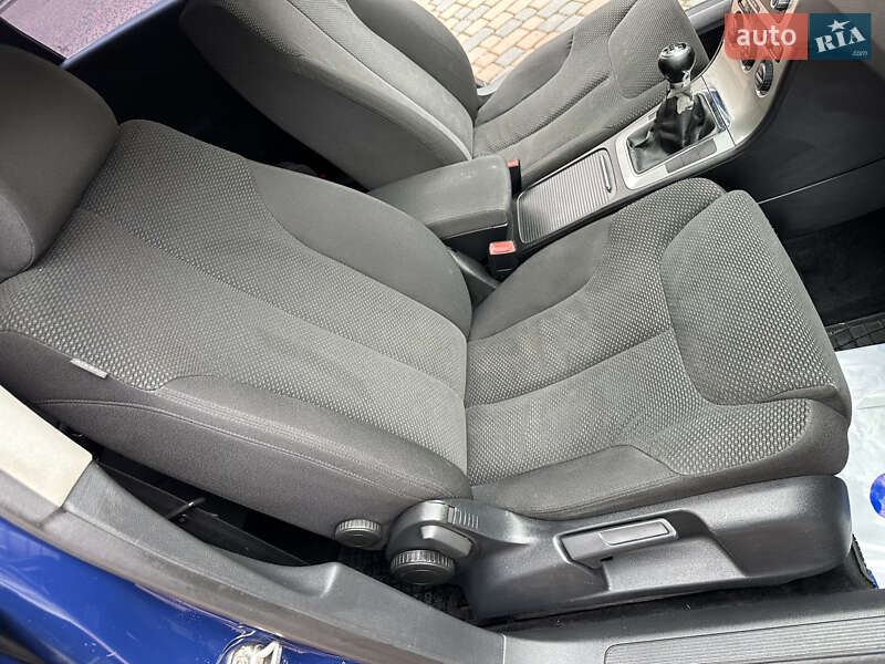 Универсал Volkswagen Passat 2006 в Ивано-Франковске фото 133 Универсал Volkswagen Passat 2006 в Ивано-Франковске