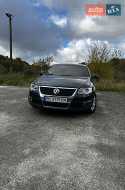 Седан Volkswagen Passat 2005 в  фото 2 Седан Volkswagen Passat 2005 в