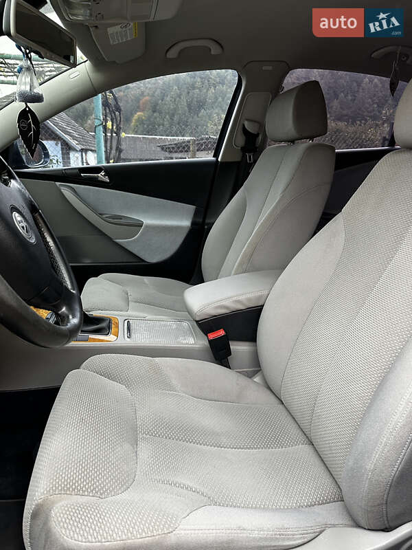 Седан Volkswagen Passat 2005 в Львові фото 26 Седан Volkswagen Passat 2005 в Львові