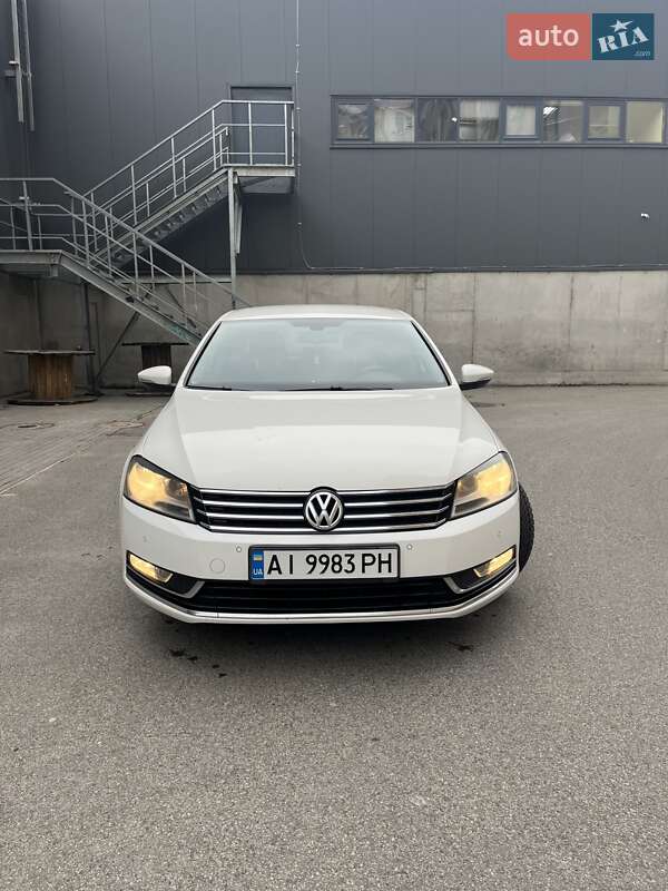 Volkswagen Passat 2013