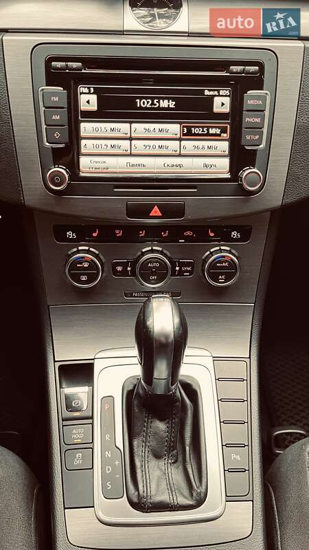 Седан Volkswagen Passat 2013 в Вишневому