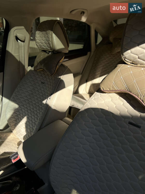 Седан Volkswagen Passat 2012 в Львове фото 28 Седан Volkswagen Passat 2012 в Львове