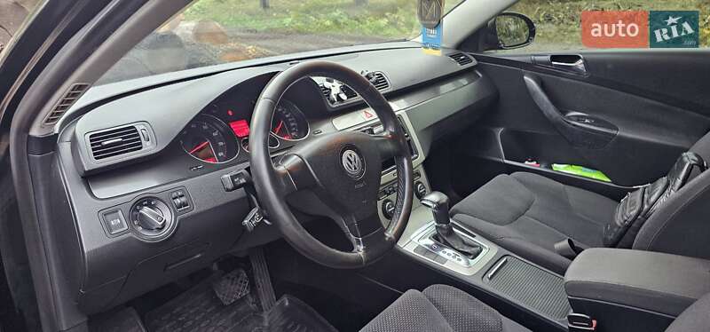 Седан Volkswagen Passat 2006 в Киеве