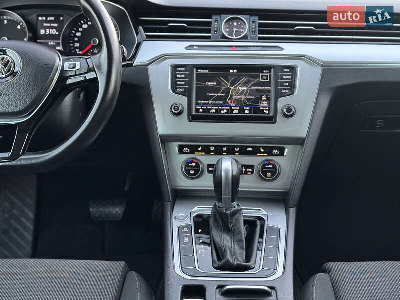 Універсал Volkswagen Passat 2016 в Стрию фото 126 Універсал Volkswagen Passat 2016 в Стрию