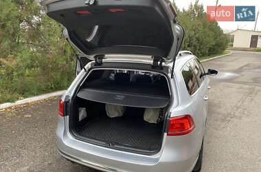 Универсал Volkswagen Passat 2013 в 