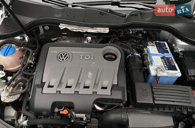 Универсал Volkswagen Passat 2013 в 