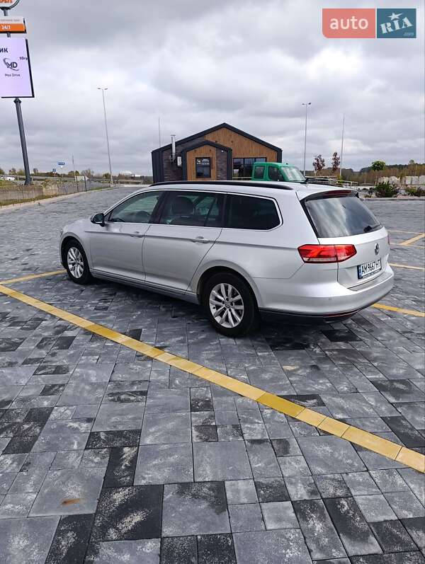 Універсал Volkswagen Passat 2019 в Звягелі фото 7 Універсал Volkswagen Passat 2019 в Звягелі