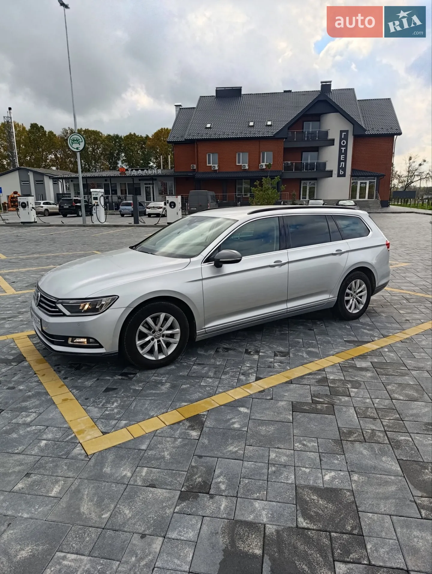 2019 Volkswagen Passat - мініатюра 14