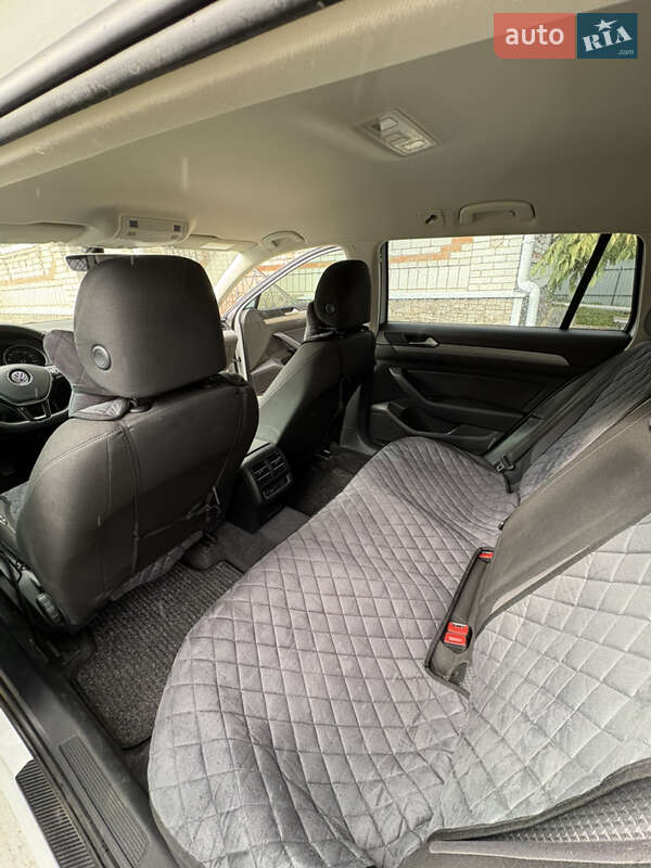 Универсал Volkswagen Passat 2015 в Теплике фото 17 Универсал Volkswagen Passat 2015 в Теплике