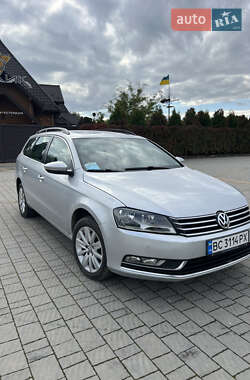 Универсал Volkswagen Passat 2011 в Стрые
