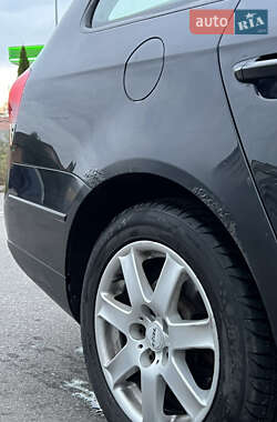 Универсал Volkswagen Passat 2010 в 