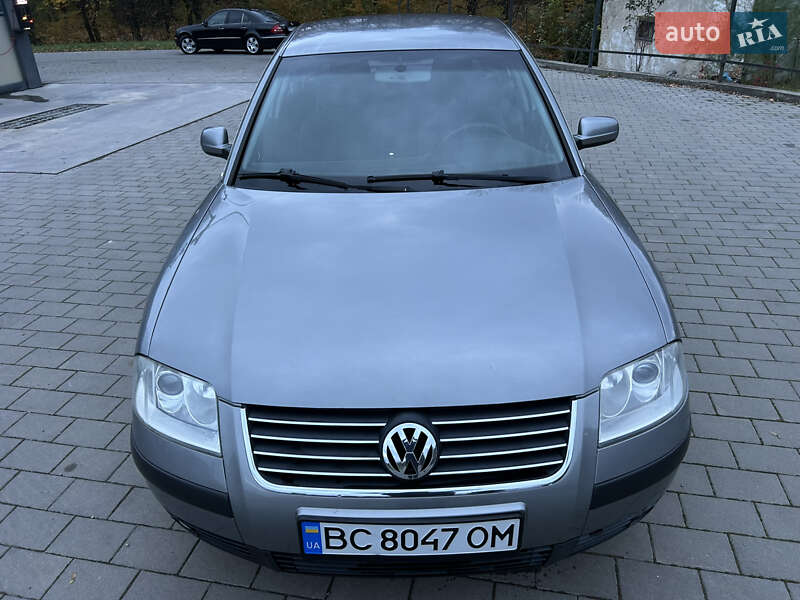 Седан Volkswagen Passat 2002 в Долині