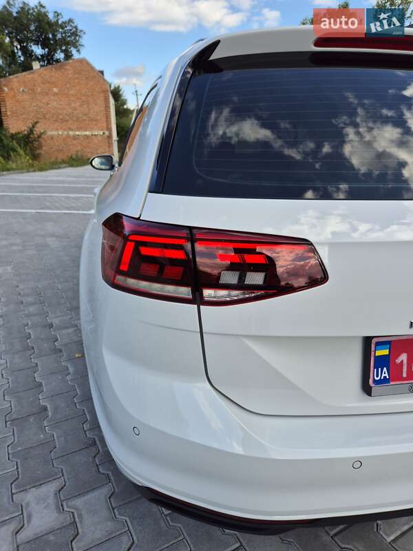 Универсал Volkswagen Passat 2020 в Бережанах