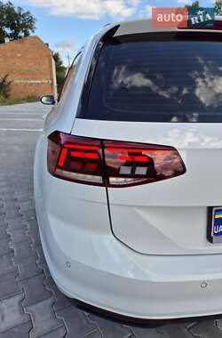 Універсал Volkswagen Passat 2020 в  фото 18 Універсал Volkswagen Passat 2020 в