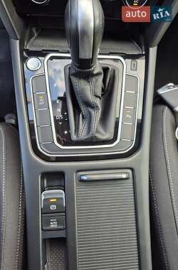 Універсал Volkswagen Passat 2020 в  фото 38 Універсал Volkswagen Passat 2020 в