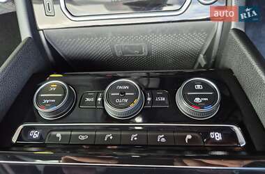 Універсал Volkswagen Passat 2020 в  фото 43 Універсал Volkswagen Passat 2020 в