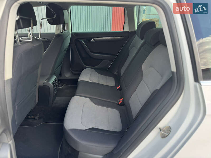 Универсал Volkswagen Passat 2011 в Луцке фото 33 Универсал Volkswagen Passat 2011 в Луцке