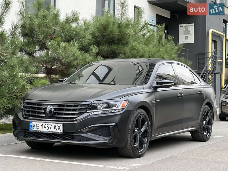 Седан Volkswagen Passat 2020 в Киеве