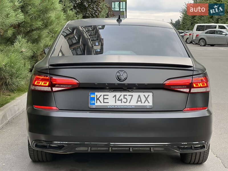 Седан Volkswagen Passat 2020 в Киеве