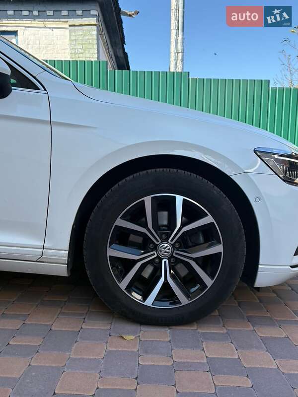 Універсал Volkswagen Passat 2020 в Прилуках