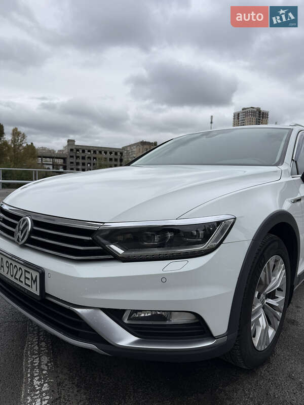 Универсал Volkswagen Passat 2017 в Киеве фото 4 Универсал Volkswagen Passat 2017 в Киеве