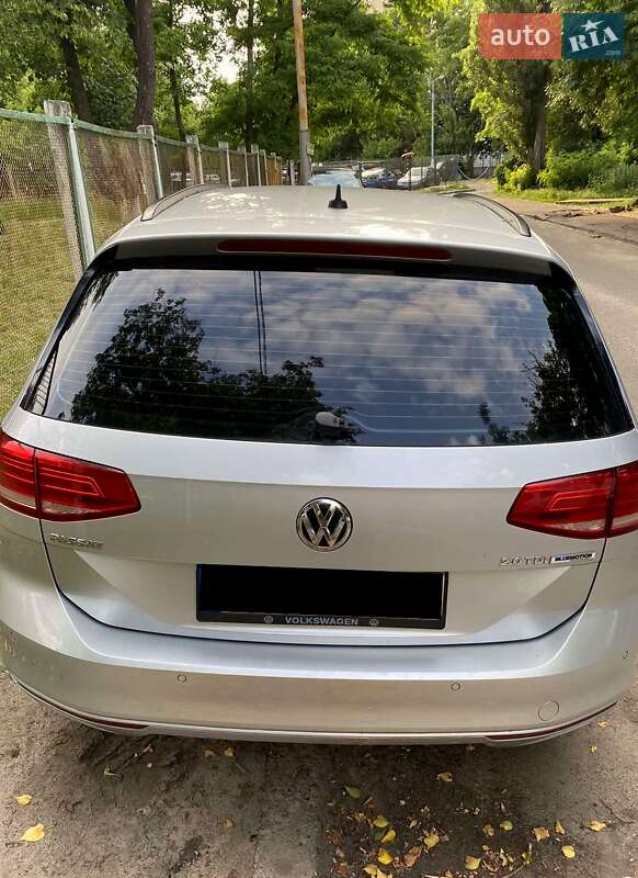 Универсал Volkswagen Passat 2015 в Киеве фото 7 Универсал Volkswagen Passat 2015 в Киеве