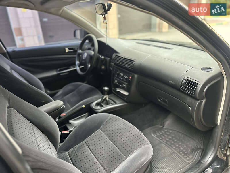 Седан Volkswagen Passat 1999 в Киеве фото 12 Седан Volkswagen Passat 1999 в Киеве