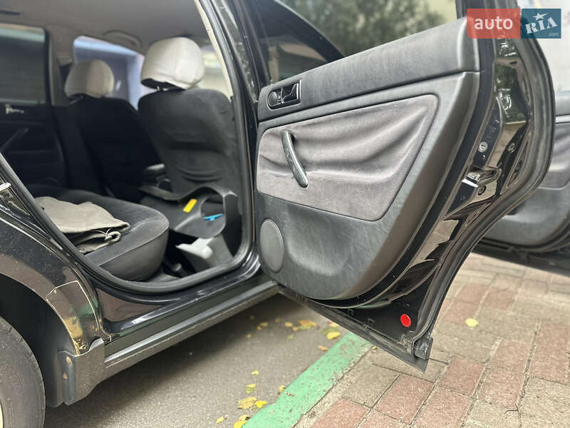 Седан Volkswagen Passat 1999 в Киеве фото 17 Седан Volkswagen Passat 1999 в Киеве