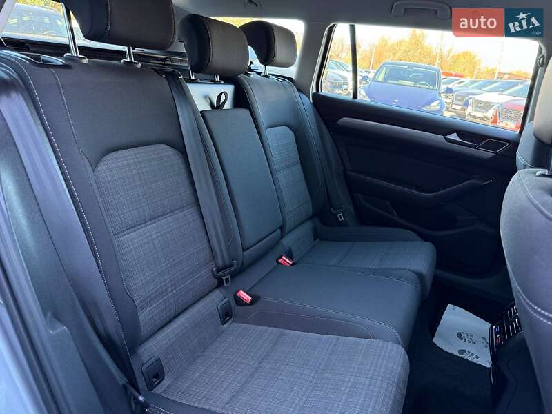 Универсал Volkswagen Passat 2021 в Ровно фото 45 Универсал Volkswagen Passat 2021 в Ровно