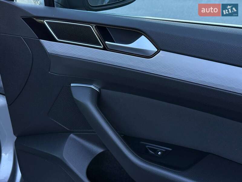 Универсал Volkswagen Passat 2021 в Ровно фото 50 Универсал Volkswagen Passat 2021 в Ровно