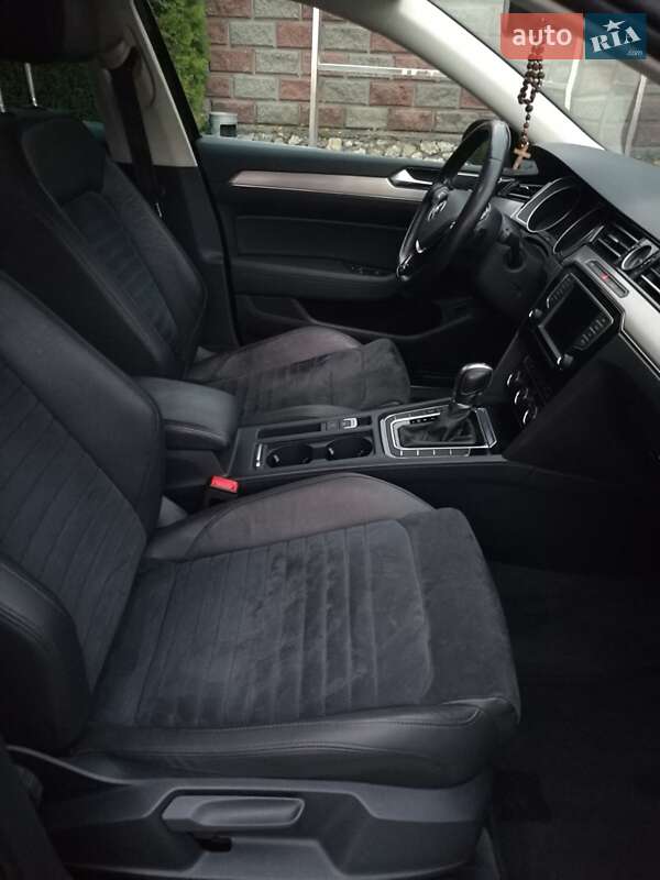 Універсал Volkswagen Passat 2015 в Тернополі