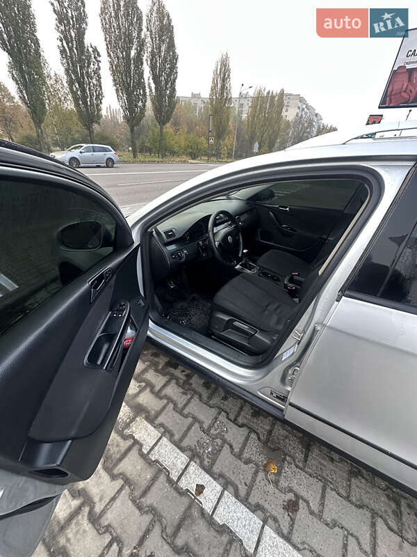 Универсал Volkswagen Passat 2005 в Киеве фото 15 Универсал Volkswagen Passat 2005 в Киеве