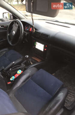 Седан Volkswagen Passat 2001 в  фото 7 Седан Volkswagen Passat 2001 в