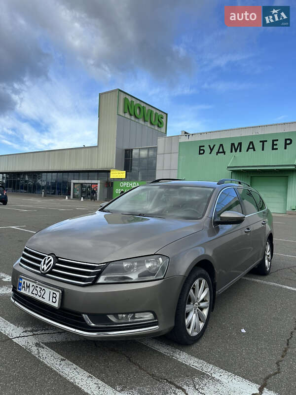 Volkswagen Passat 2011