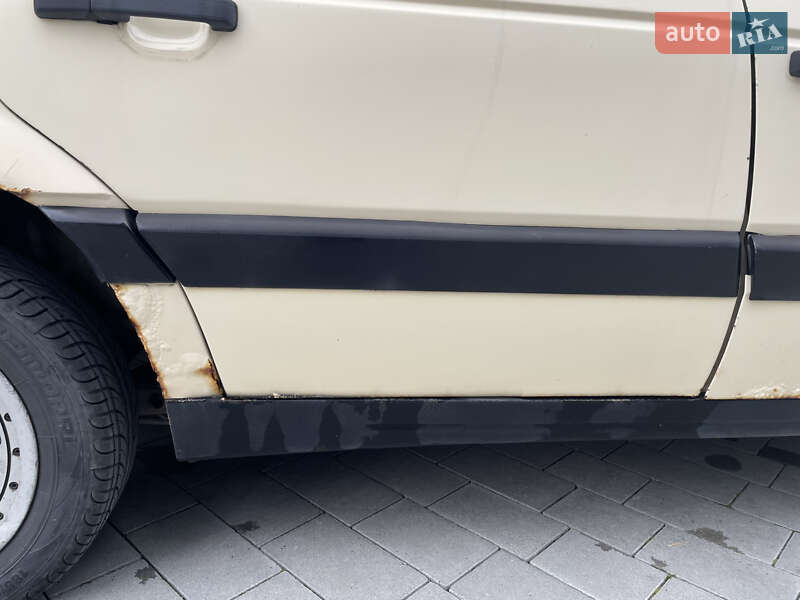 Седан Volkswagen Passat 1991 в Ужгороде фото 10 Седан Volkswagen Passat 1991 в Ужгороде