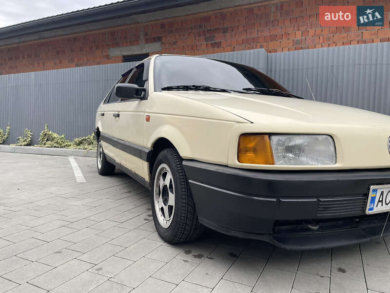 Седан Volkswagen Passat 1991 в Ужгороде фото 4 Седан Volkswagen Passat 1991 в Ужгороде