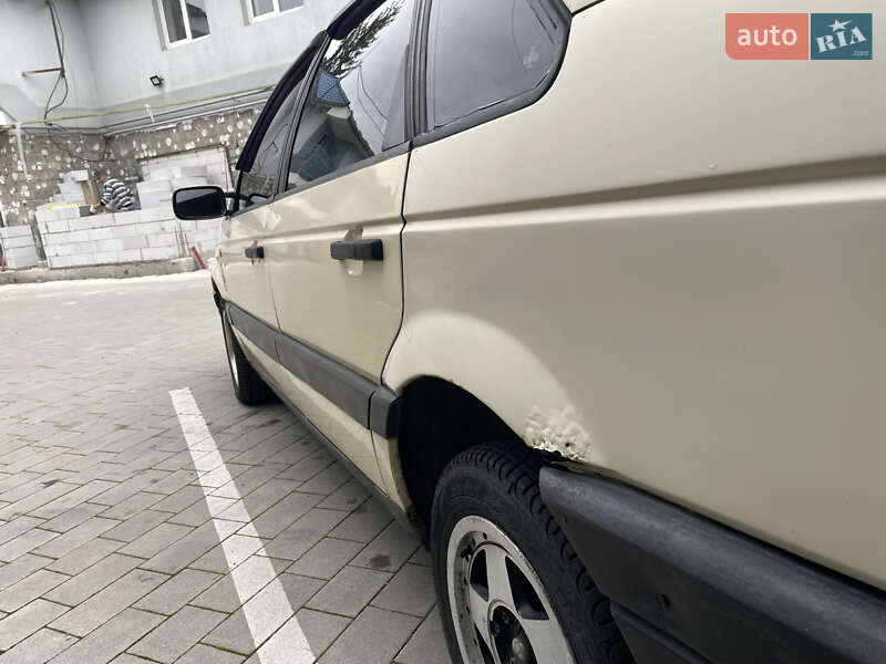 Седан Volkswagen Passat 1991 в Ужгороде фото 20 Седан Volkswagen Passat 1991 в Ужгороде