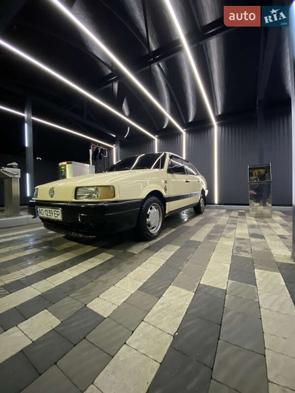 Седан Volkswagen Passat 1991 в Ужгороде фото 33 Седан Volkswagen Passat 1991 в Ужгороде