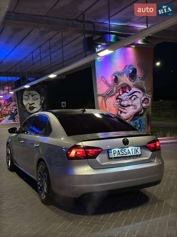 Седан Volkswagen Passat 2013 в Сквирі