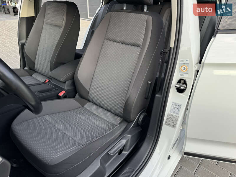 Універсал Volkswagen Passat 2015 в Мукачевому фото 36 Універсал Volkswagen Passat 2015 в Мукачевому