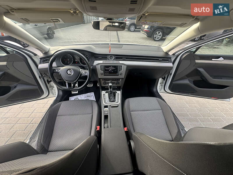 Універсал Volkswagen Passat 2015 в Мукачевому фото 40 Універсал Volkswagen Passat 2015 в Мукачевому