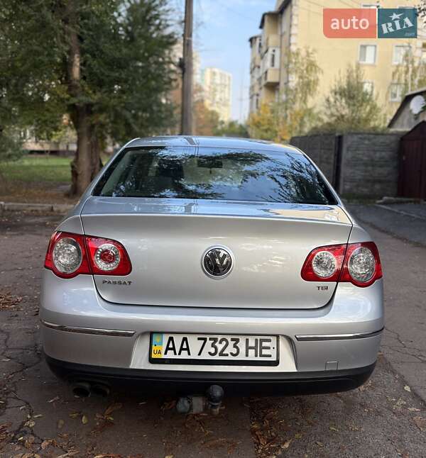 Седан Volkswagen Passat 2008 в Киеве
