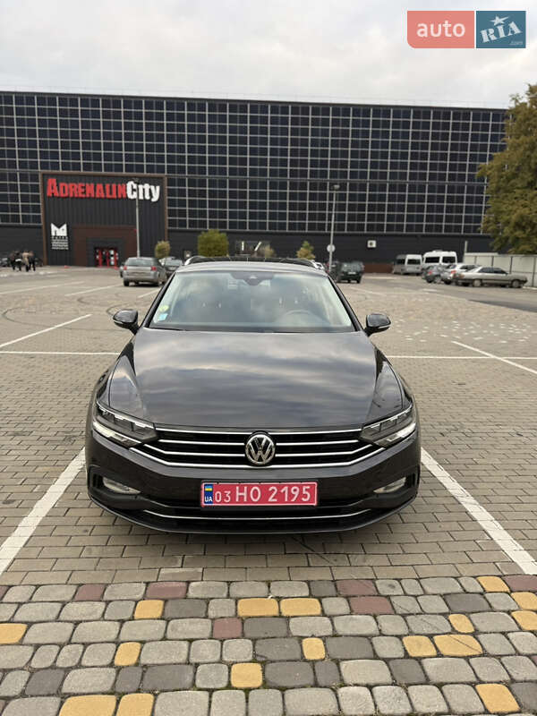 Універсал Volkswagen Passat 2020 в Луцьку