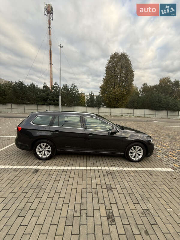 Універсал Volkswagen Passat 2020 в Луцьку