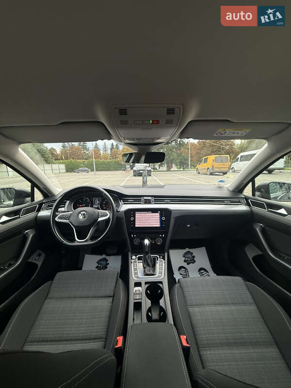 Універсал Volkswagen Passat 2020 в Луцьку