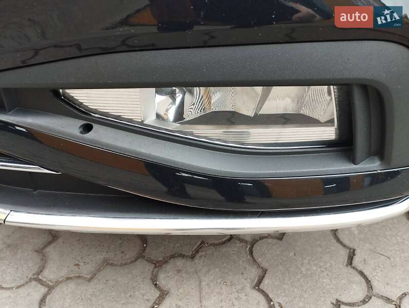 Седан Volkswagen Passat 2021 в Черкассах