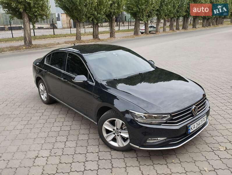 Седан Volkswagen Passat 2021 в Черкассах