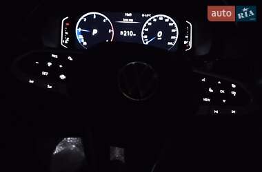 Седан Volkswagen Passat 2021 в 