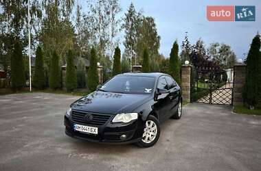 Седан Volkswagen Passat 2008 в Олевске