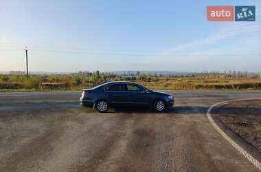 Седан Volkswagen Passat 2008 в Львове